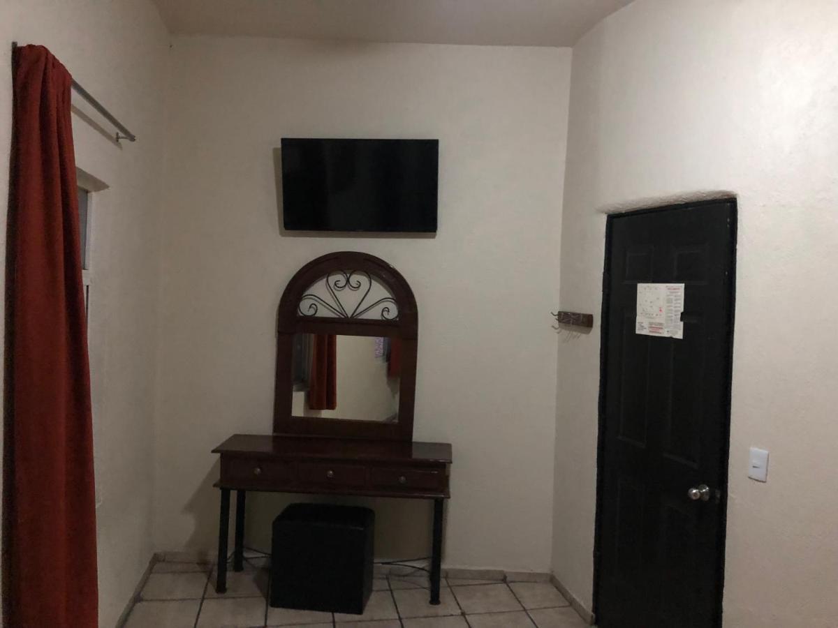 Hotel Vigo Guadalajara Bagian luar foto