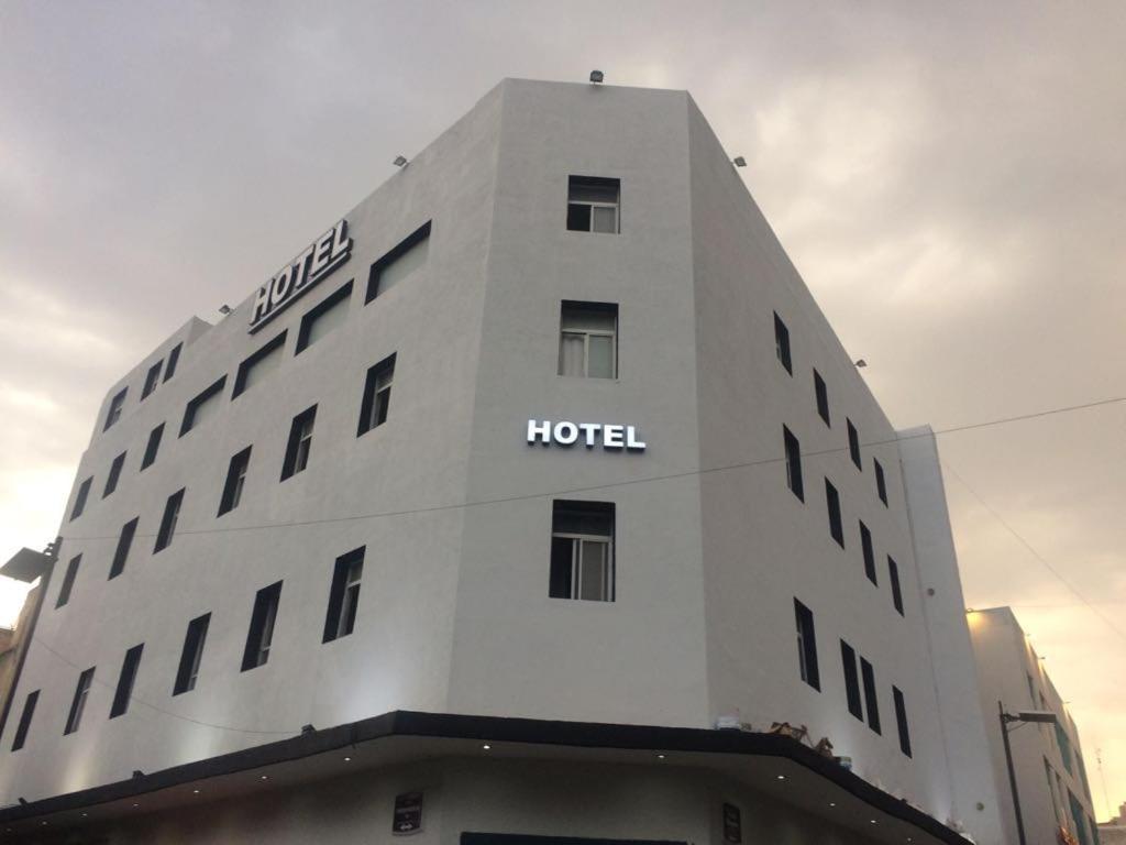 Hotel Vigo Guadalajara Bagian luar foto