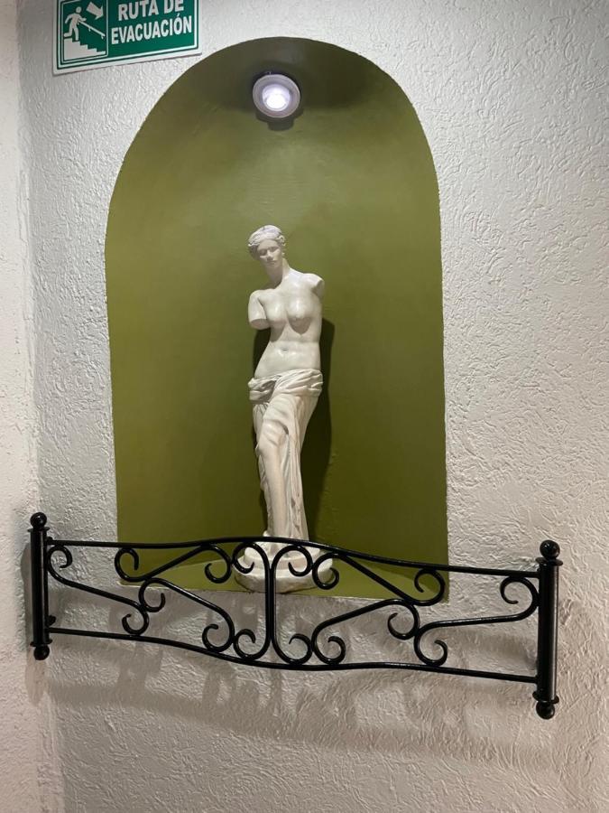 Hotel Vigo Guadalajara Bagian luar foto